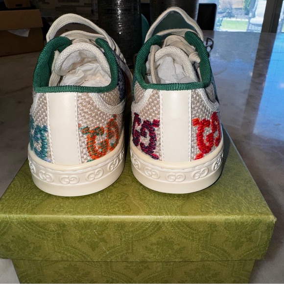 NWT Gucci Kids Tennis 1977 Lace-Up Sneakers in GG Multicolor Logo Size 10 US - Picture 3 of 4